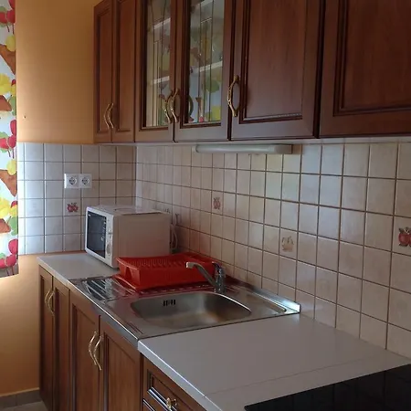 شقة Honved Apartmanhaz